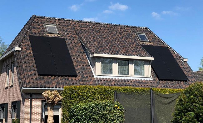 Luxe vrijstaande villa rendabele zonnepanelen Emmen